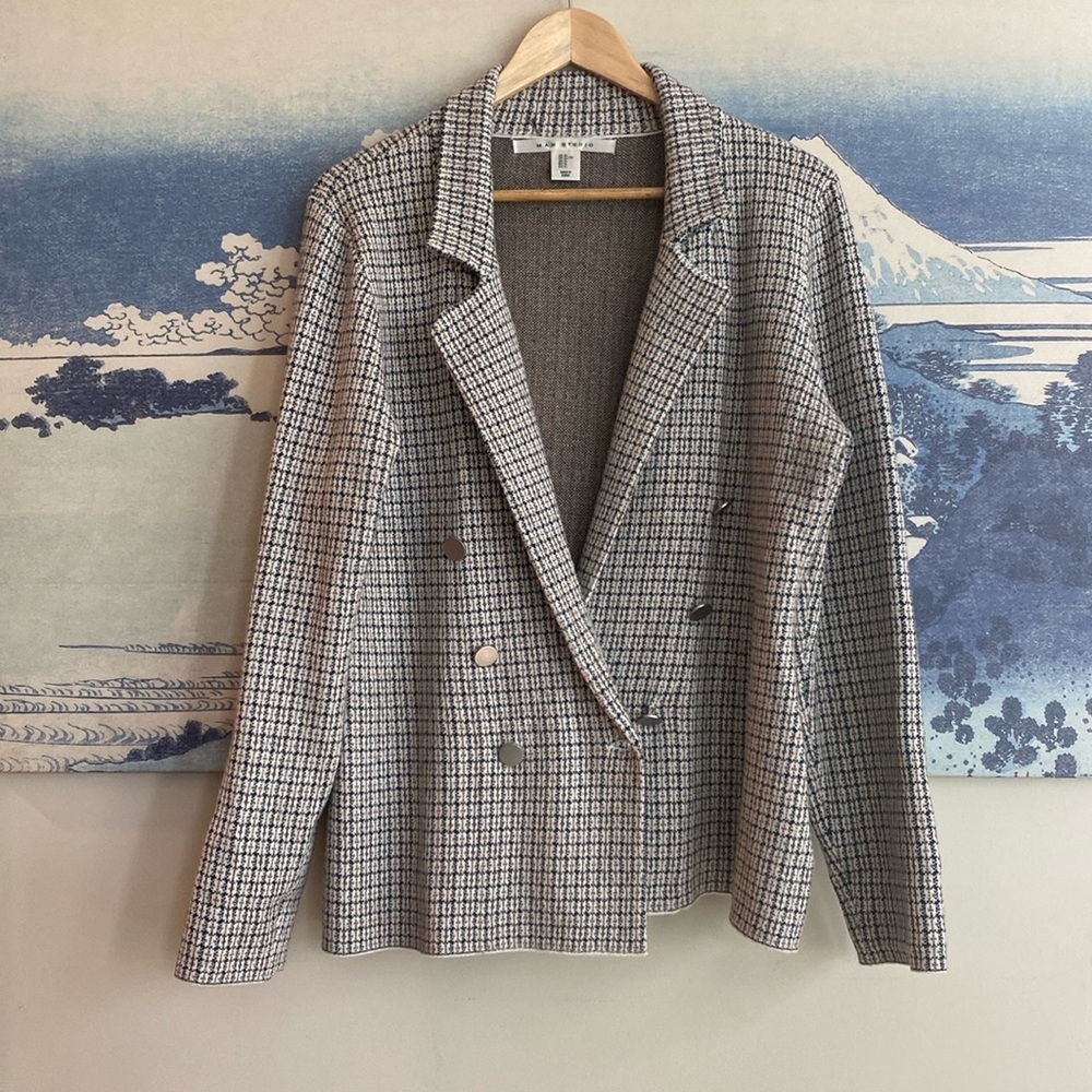 Max Studio XL Sweater-like Plaid Jacket